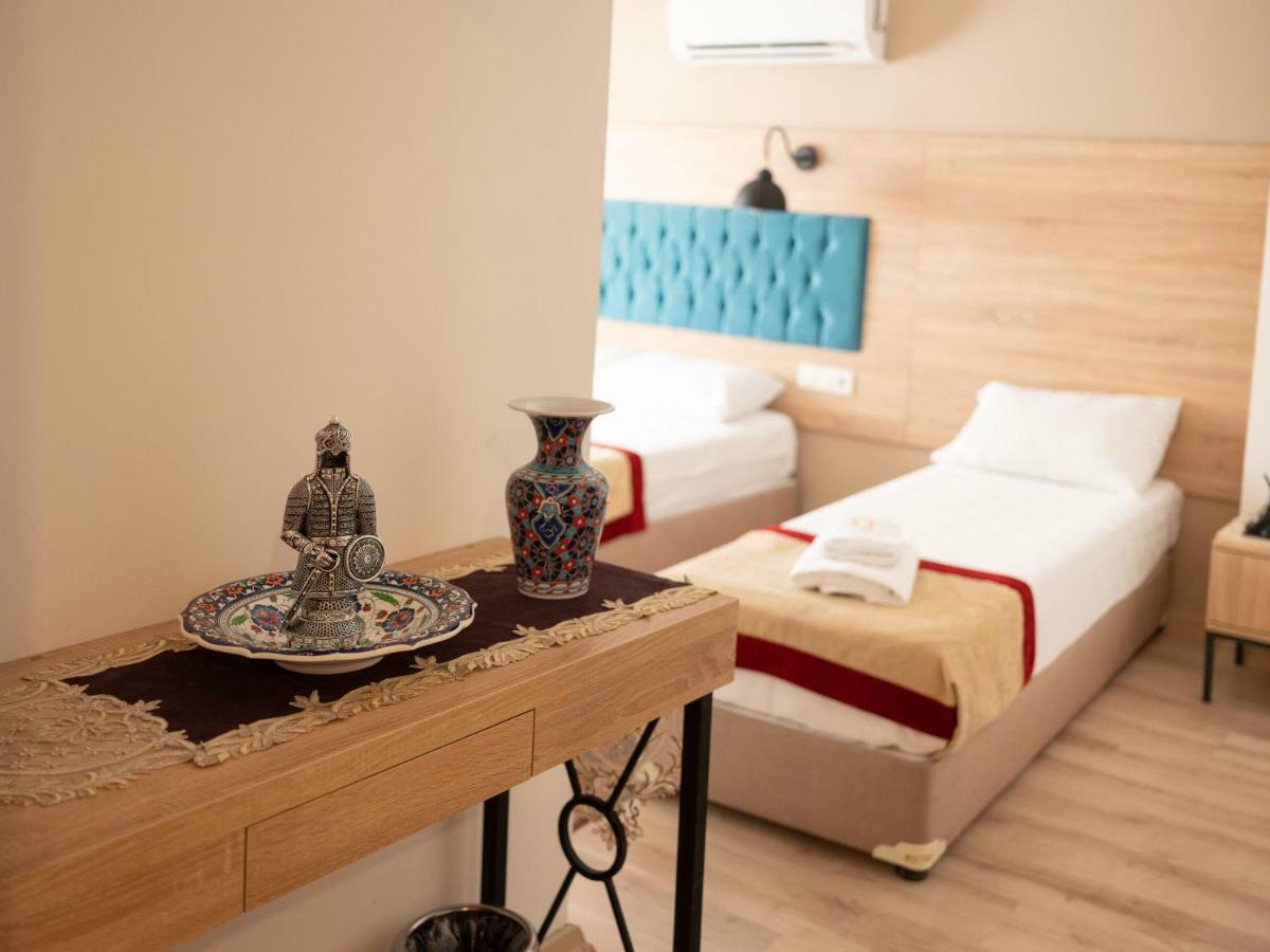 The Laila Hotel Istanbul Exterior photo